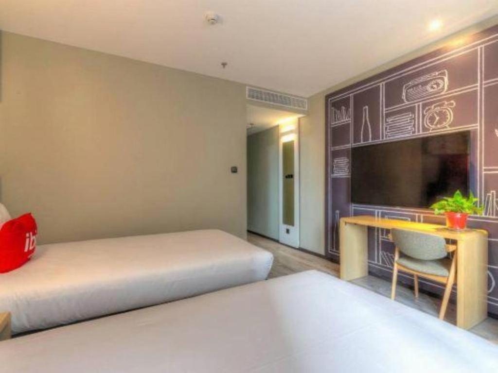 Ibis Xian Hi-Tech Zone No.7 Keji Rd Hotel Exterior photo