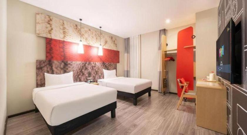 Ibis Xian Hi-Tech Zone No.7 Keji Rd Hotel Exterior photo